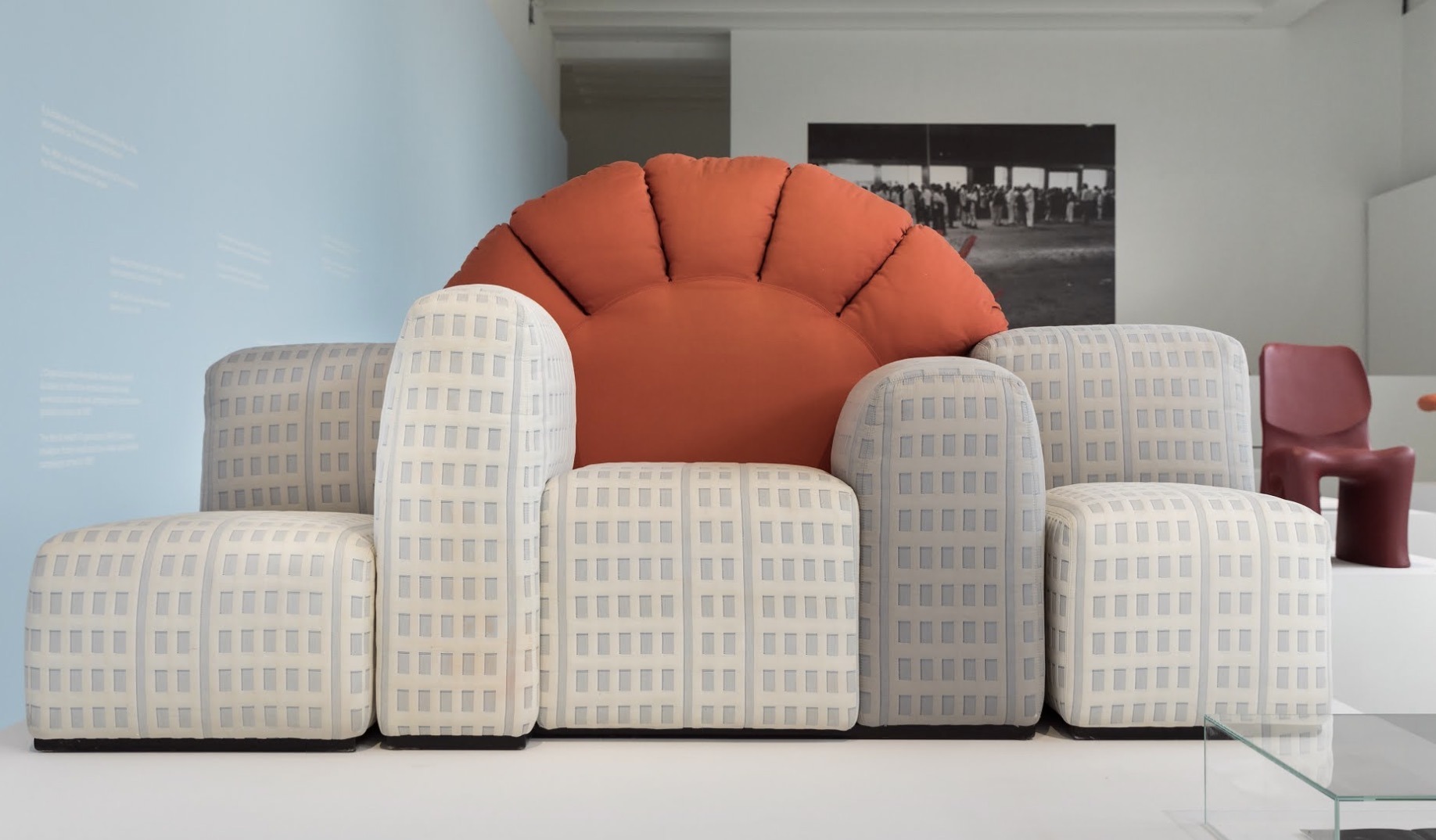 Tramonto a New York by Gaetano Pesce: A Design Icon Capturing New York’s Skyline